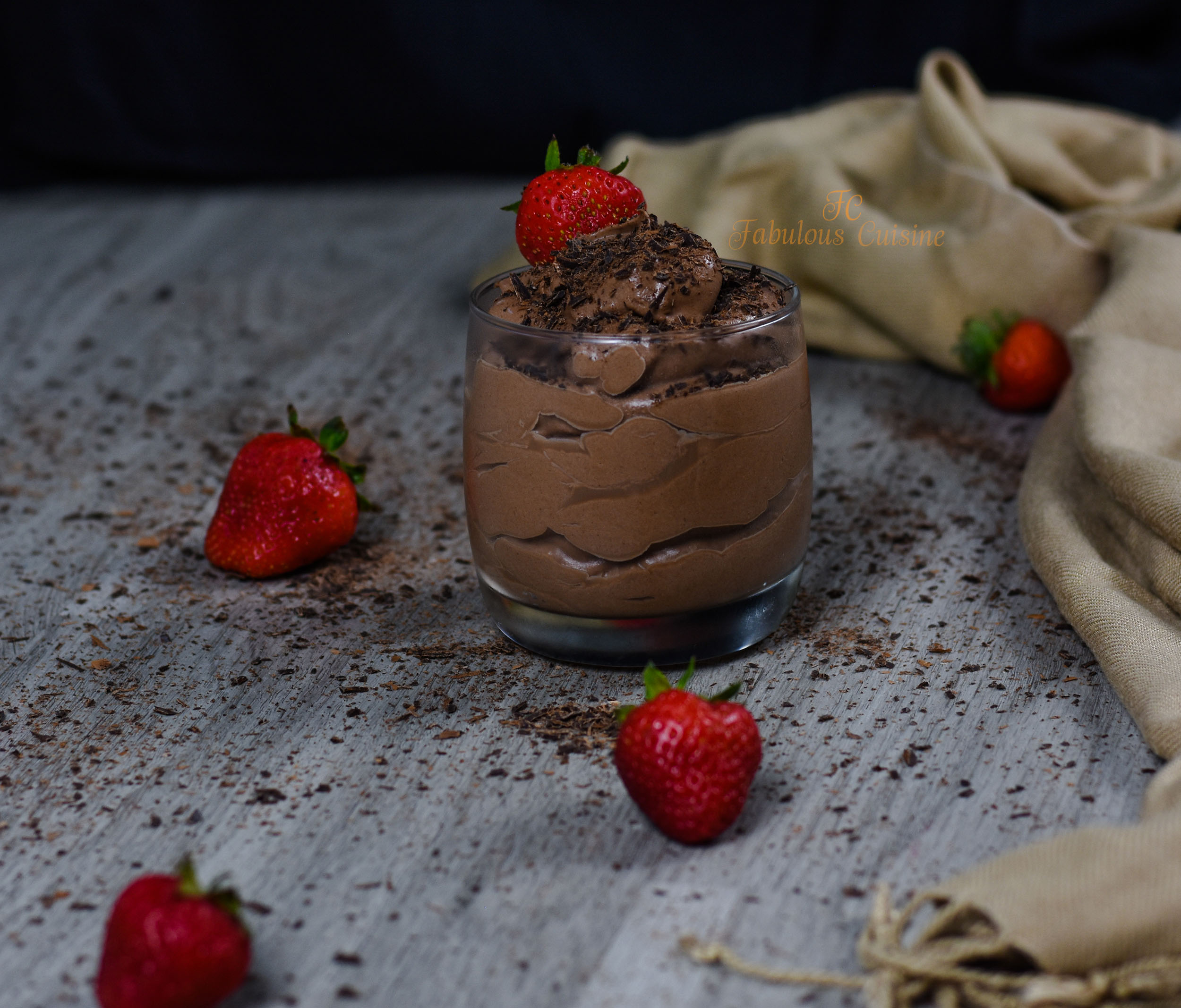 CHOCOLATE MOUSSE IN 1 MINUTE